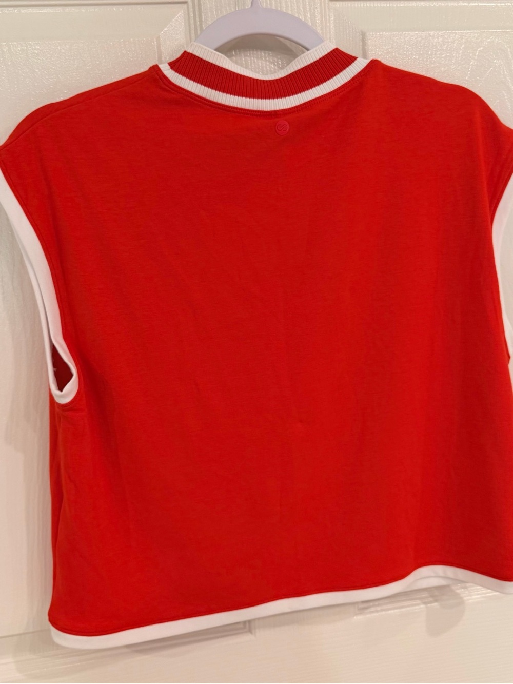 CALIA by Carrie Underwood | Orange-Red Sleeveless Mock Neck Tank with White Trim - Picture 5 of 8